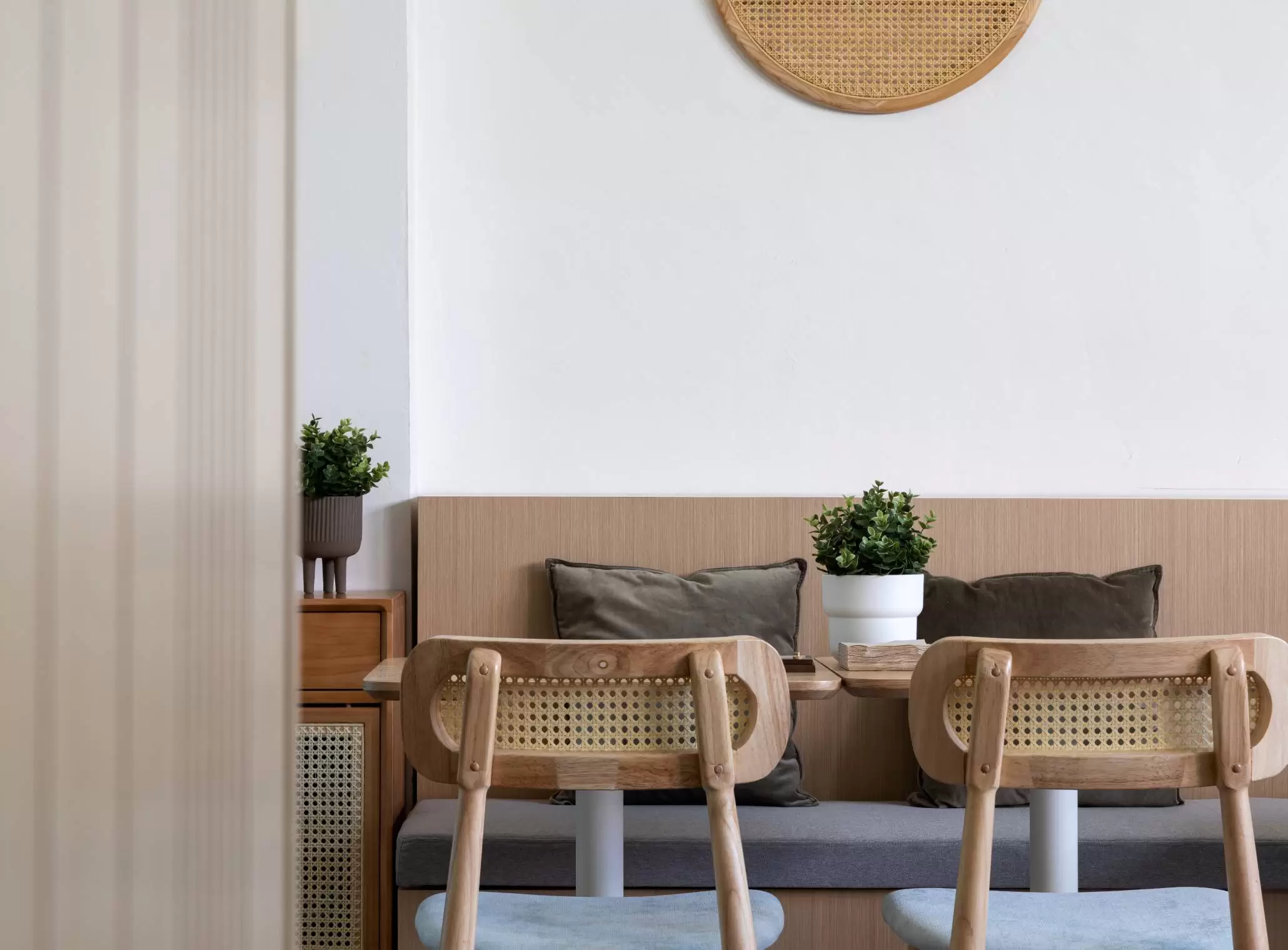 A Japanese Bento Cafe | Interior design showcase